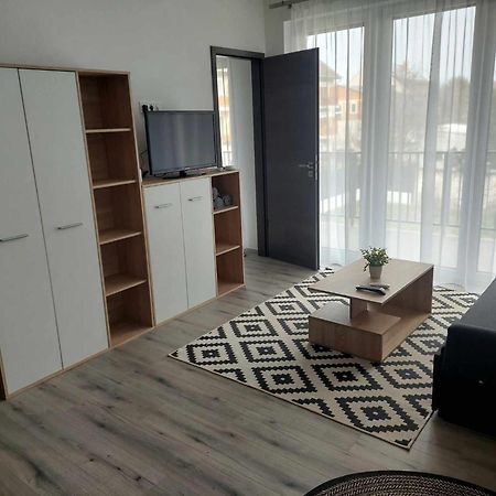 Apartmán Mora Lak Segedín Exteriér fotografie